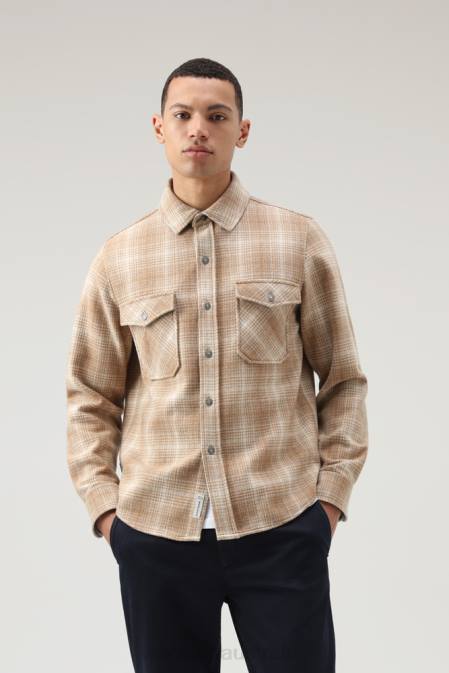 Woolrich Men Alaskan Check Overshirt in Recycled Italian Wool Blend Camel Hunting Clothing J026691