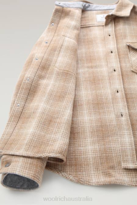 Woolrich Men Alaskan Check Overshirt in Recycled Italian Wool Blend Camel Hunting Clothing J026691