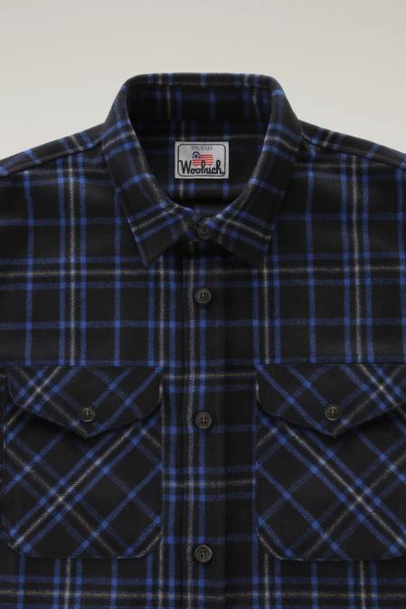 Woolrich Men Wool Blend Oxbow Flannel Overshirt-Made in USA Blue Check Clothing J026857