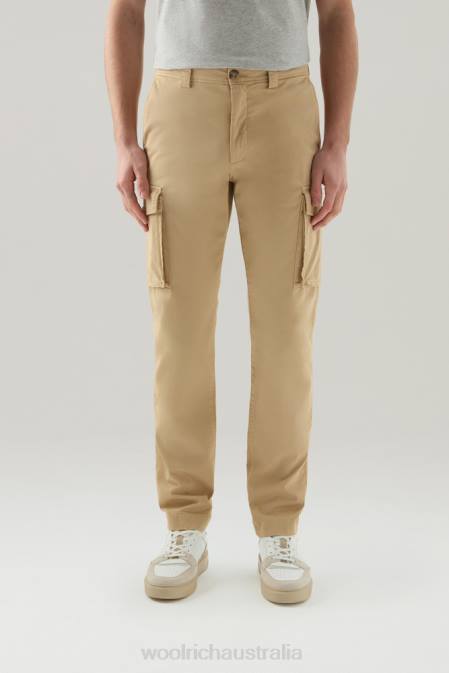 Woolrich Men Garment-Dyed Cargo Pants in Stretch Cotton Twill Beach Sand Clothing J026547