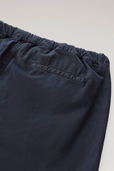 Woolrich Men Garment-Dyed Chino Pants in Stretch Cotton Melton Blue Clothing J026399