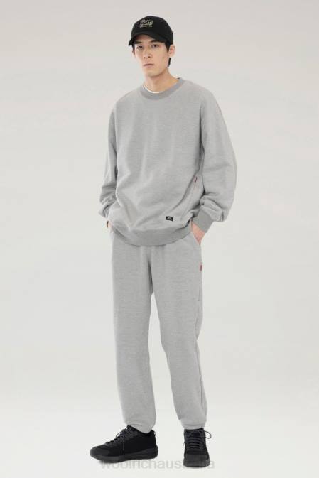 Woolrich Men Sweatpants in Cotton Fleece and Cordura Nylon Blend Top Grey Clothing J026534