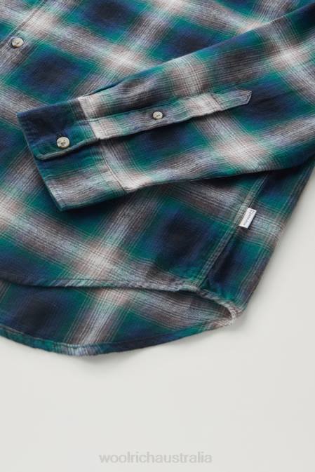 Woolrich Men Madras Plaid Shirt in Lightweight Flannel Hombre Green Clothing J026693