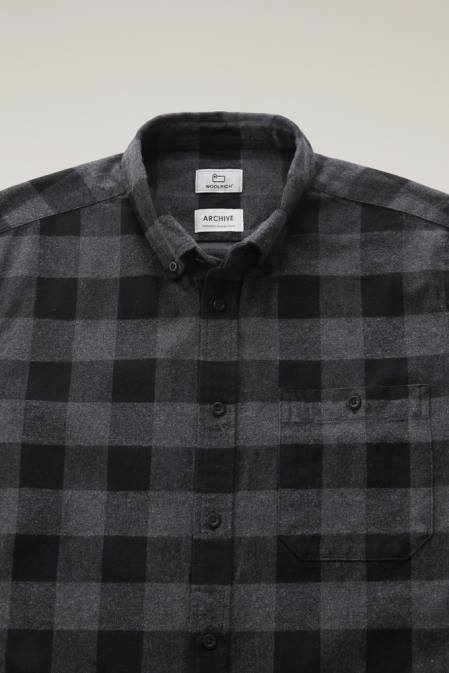 Woolrich Men Trout Run Flannel Check Shirt Charcoal Buffalo Clothing J026643