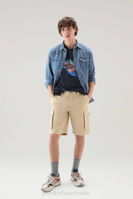 Woolrich Men Garment-Dyed Cargo Shorts 1 Beach Sand Clothing J026382