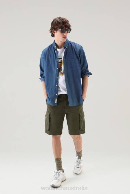 Woolrich Men Garment-Dyed Cargo Shorts 2 Dark Green Clothing J026603