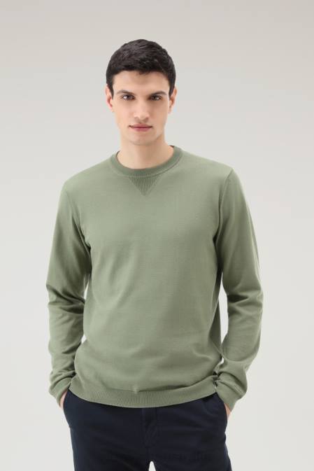 Woolrich Men Crewneck Sweater in Pure Cotton Dark Green Clothing J026517