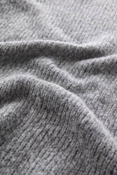 Woolrich Men Virgin Wool Hunter Crewneck Sweater Grey Melange Clothing J026731