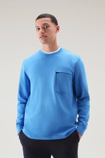 Woolrich Men Crewneck in Pure Cotton Fleece with Zip Pocket Campanula Blue Clothing J026498