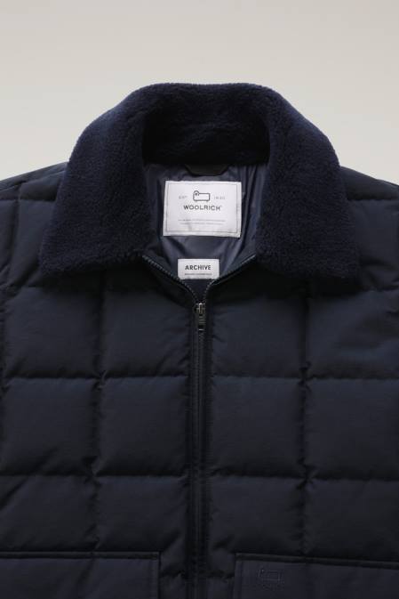 Woolrich Men Blizzard Duster Quilted Jacket in Eco Ramar Melton Blue Clothing J026738