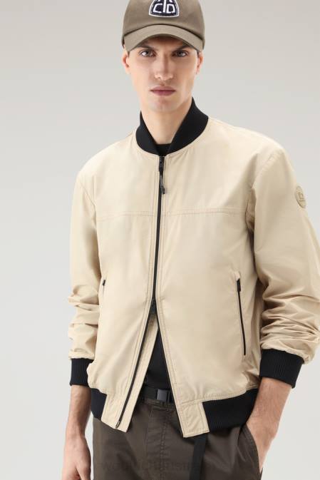 Woolrich Men City Bomber in Urban Touch Beach Sand Clothing J026439