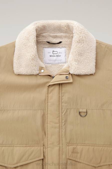 Woolrich Men Ripstop Trucker Jacket with Sherpa Wool Lining Gold Khaki Clothing J026680