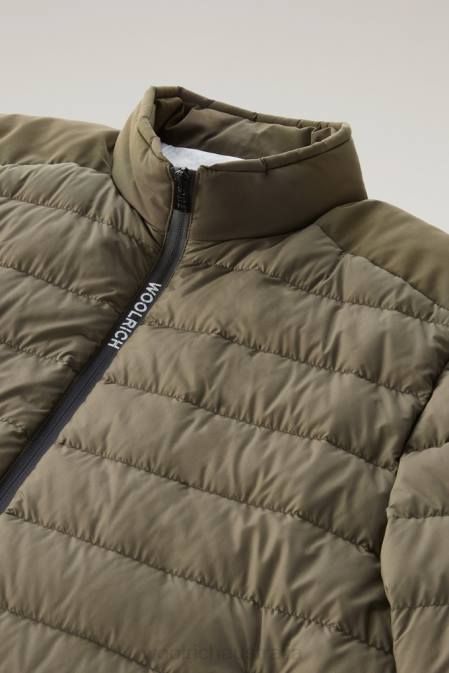 Woolrich Men Bering Tech Lightweight Down Jacket in Microfiber Dark Green Clothing J026564