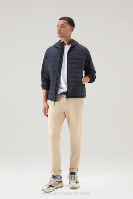 Woolrich Men Hybrid Jacket in Crinkle Nylon with quilted front and Hood Melton Blue Clothing J026499