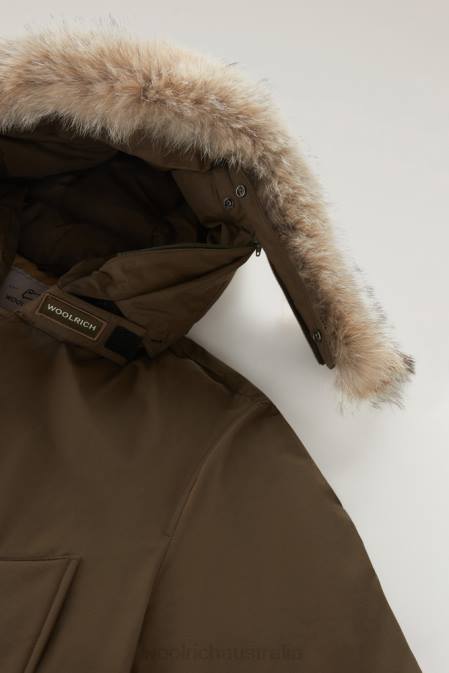 Woolrich Men Arctic Anorak in Ramar Cloth with Detachable Fur Dark Green Clothing J026851
