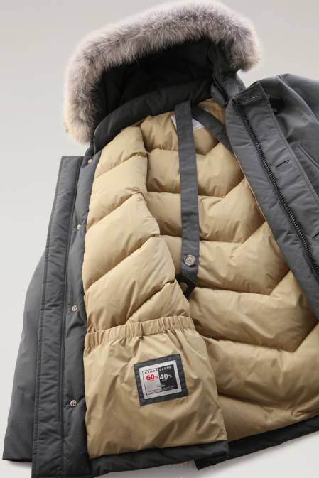 Woolrich Men Arctic Anorak in Ramar Cloth with Detachable Fur Grey Shadow Clothing J026850