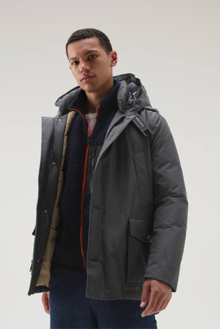 Woolrich Men Arctic Anorak in Ramar Cloth with Detachable Fur Grey Shadow Clothing J026850