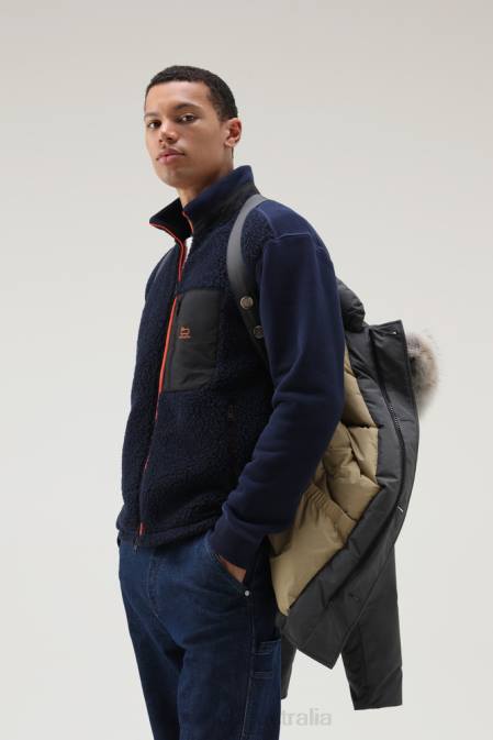 Woolrich Men Arctic Anorak in Ramar Cloth with Detachable Fur Grey Shadow Clothing J026850