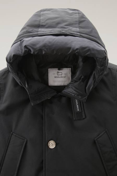 Woolrich Men Arctic Parka in Ramar Cloth Black Clothing J026816