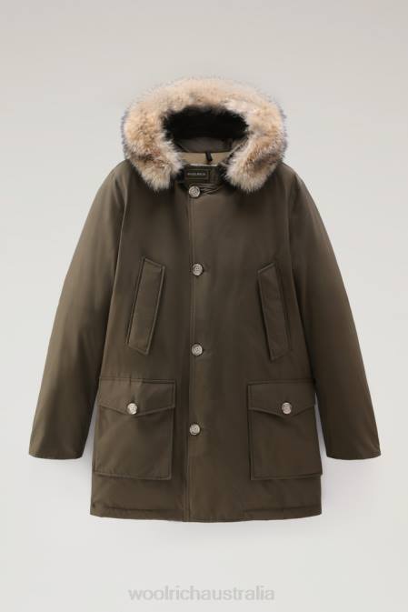 Woolrich Men Arctic Parka in Ramar Cloth with Detachable Fur Trim Dark Green Clothing J026844