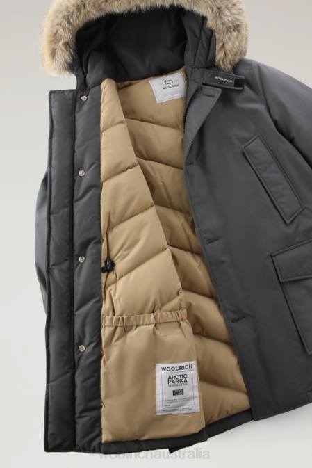 Woolrich Men Arctic Parka in Ramar Cloth with Detachable Fur Trim Grey Shadow Clothing J026846