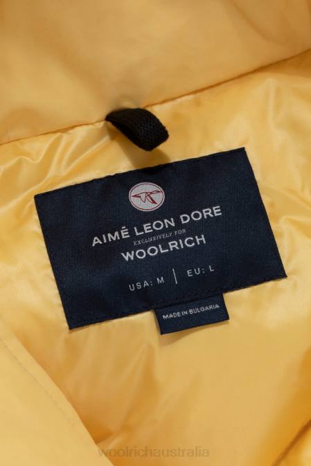 Woolrich Men Parka with Detachable Faux Fur-Aime Leon Dore Banana Cream Clothing J026715