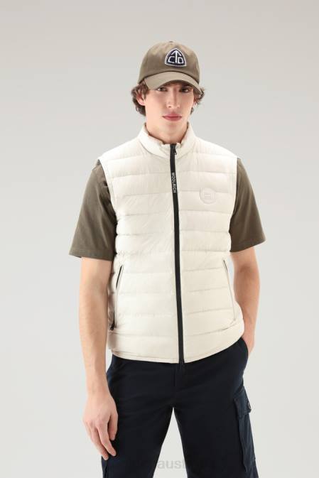 Woolrich Men Padded and Quilted Sundance Vest Milky Cream Clothing J026411