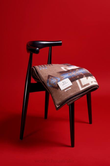 Woolrich Unisex Archival Pattern Jacquard Pure Wool Blanket-Made in Italy Beige Navajo Accessories J026353