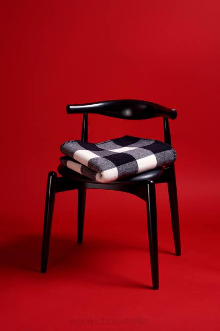 Woolrich Unisex Buffalo Check Pure Wool Blanket-Made in Italy White Buffalo Accessories J026347