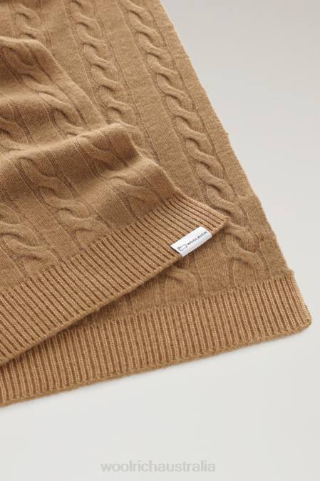 Woolrich Women Garment-Dyed Cable-knit Scarf Dark Camel Accessories J026275