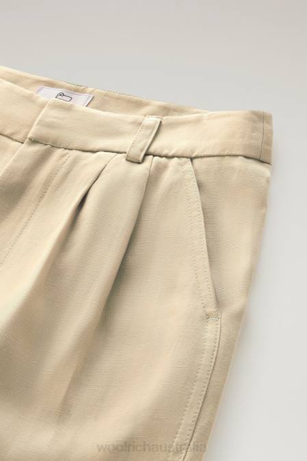 Woolrich Women Belted Pants in Linen Blend Feather Beige Clothing J02674