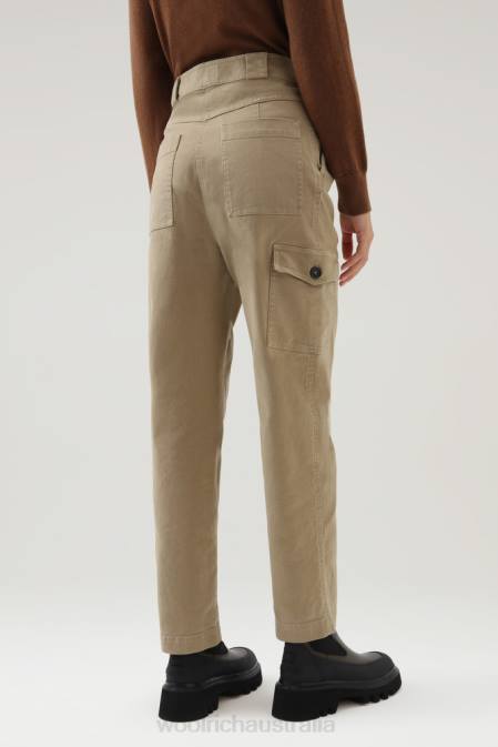 Woolrich Women Cotton Twill Cargo Pants Gold Khaki Clothing J026248