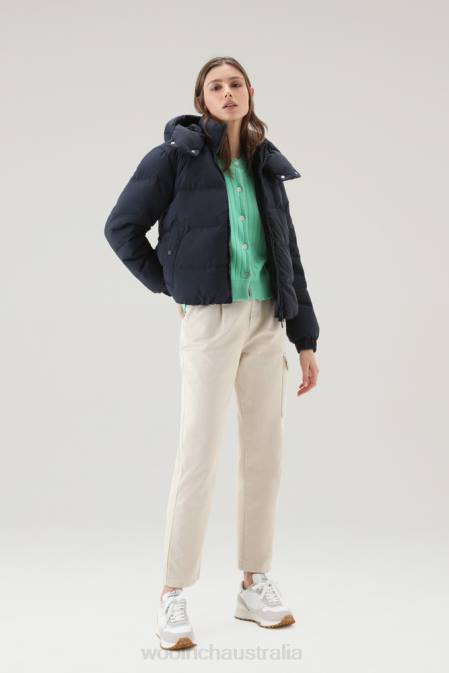 Woolrich Women Garment-Dyed Cargo Pants in Pure Cotton Twill Milky Cream Clothing J02622