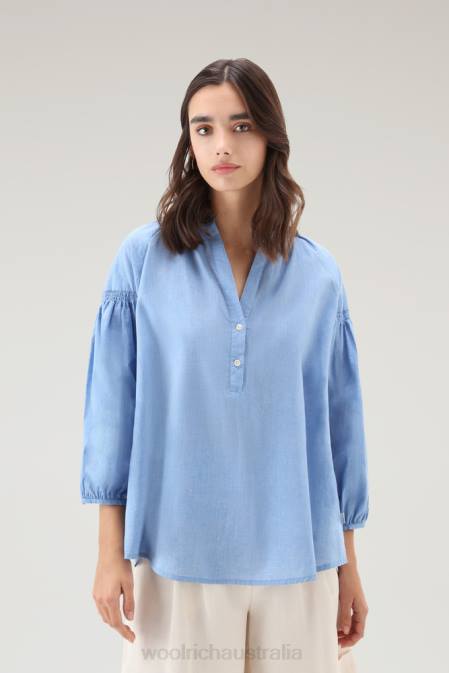Woolrich Women Blouse in Pure Cotton Chambray Pale Indigo Clothing J02617