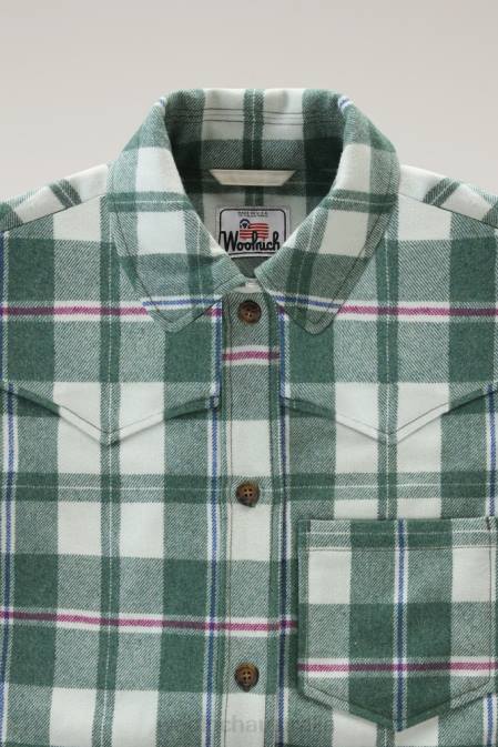 Woolrich Women Western Check Overshirt in Wool Blend Flannel Green Check Clothing J026324