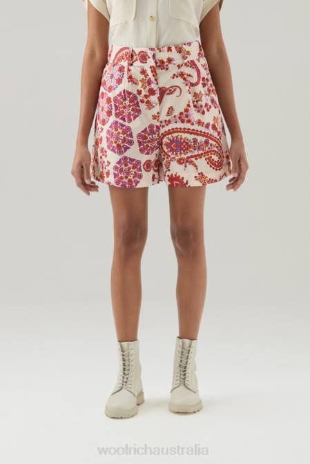 Woolrich Women Printed Shorts in Pure Cotton Poplin Marine Scarlet Paisley Clothing J026174