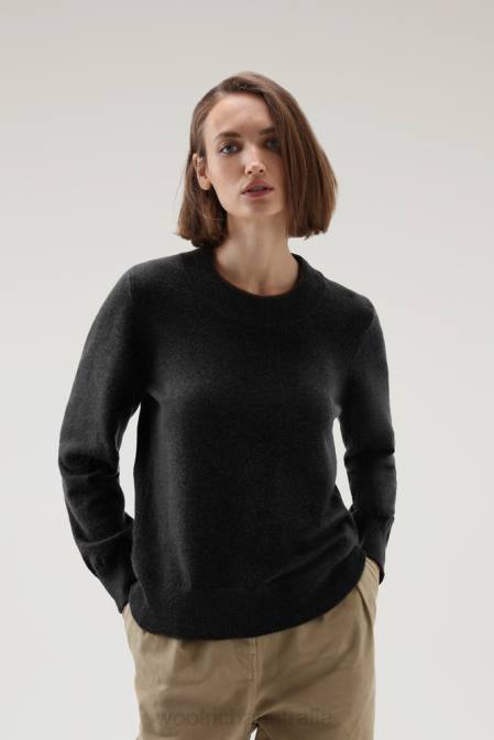 Woolrich Women Cashmere Crewneck Luxe Sweater Black Clothing J026287