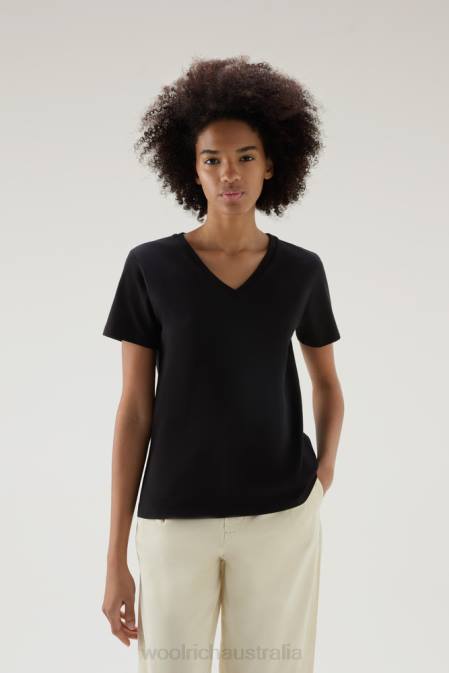 Woolrich Women V-neck T-shirt in Pure Cotton Black Clothing J026187