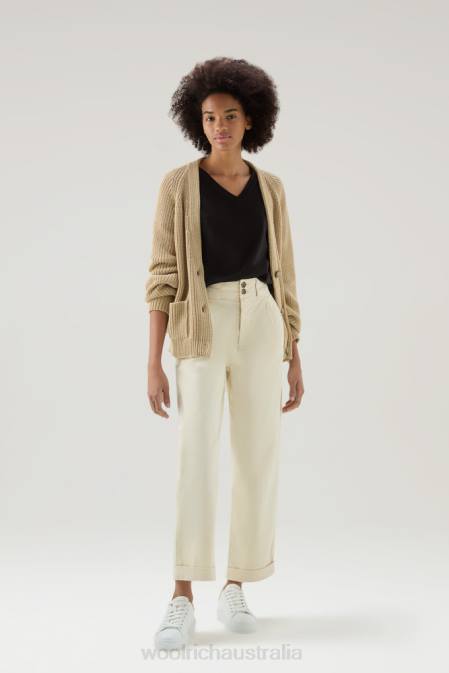 Woolrich Women V-neck T-shirt in Pure Cotton Black Clothing J026187