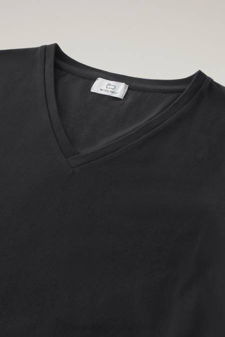 Woolrich Women V-neck T-shirt in Pure Cotton Black Clothing J026187