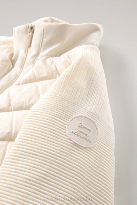 Woolrich Women Stretch Suffolk Bomber in Microfiber and Softshell Milky Cream Clothing J026223