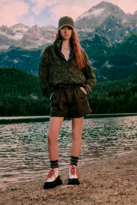 Woolrich Women Camo Jacket with Foldable Hood Dark Green Camou Clothing J02698