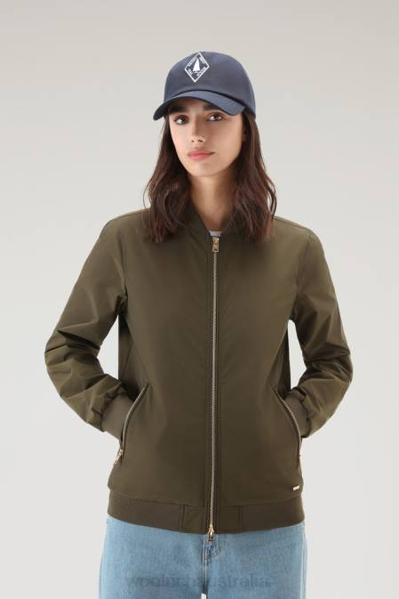 Woolrich Women Charlotte Bomber in Urban Touch Dark Green Clothing J0264