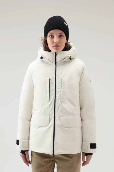Woolrich Women Harveys Waterproof Jacket in Pertex Revolve Milky Cream Clothing J026250
