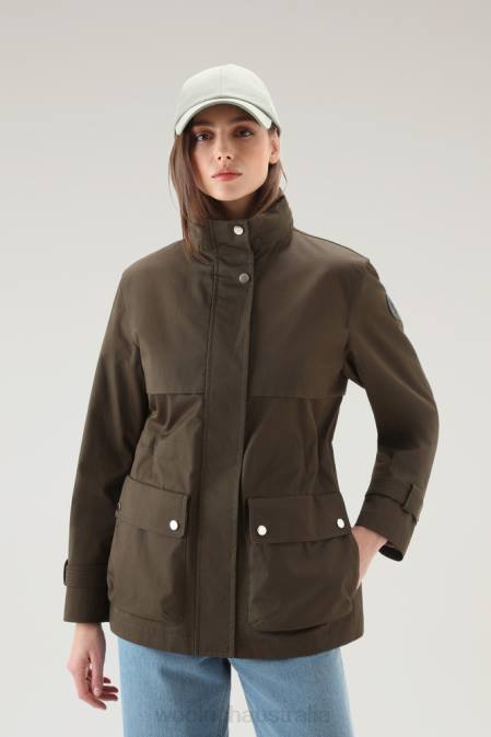 Woolrich Women Havice Field Jacket with Foldable Hood Dark Green Clothing J02652