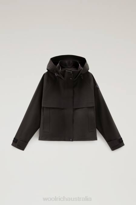 Woolrich Women Tech Commuting Short Hooded Jacket in Stretch Nylon Black Clothing J02616