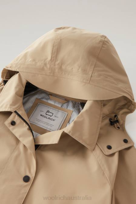 Woolrich Women Fayette Light Trench Coat with Detachable Hood Feather Beige Clothing J026116