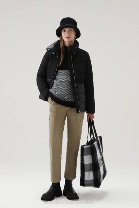 Woolrich Women Luxe Puffy Jacket Black Clothing J026356