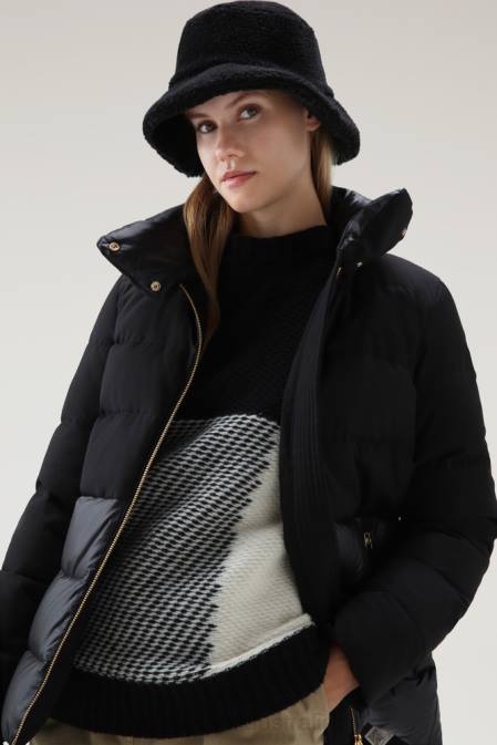 Woolrich Women Luxe Puffy Jacket Black Clothing J026356