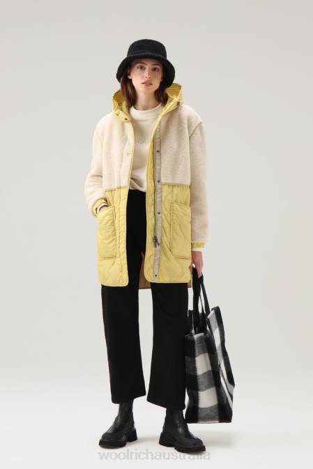 Woolrich Women Alba Parka in Crinkle Nylon and Sherpa Harvest Yellow Clothing J026318